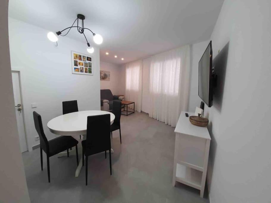 Piso Nuevo, Pk Pequeno Y A 5 Min De La Playa Caminando Appartement *