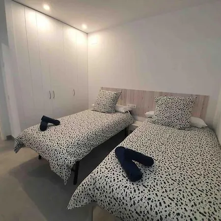 Ferienwohnung Piso Nuevo, Pk Pequeno Y A 5 Min De La Playa Caminando Cadaqués Exterior foto